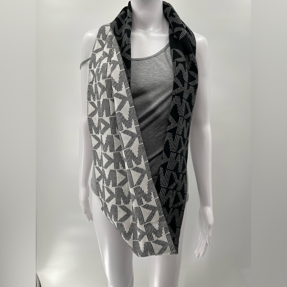 Reversible Michael Kors Infinity‎ Scarf